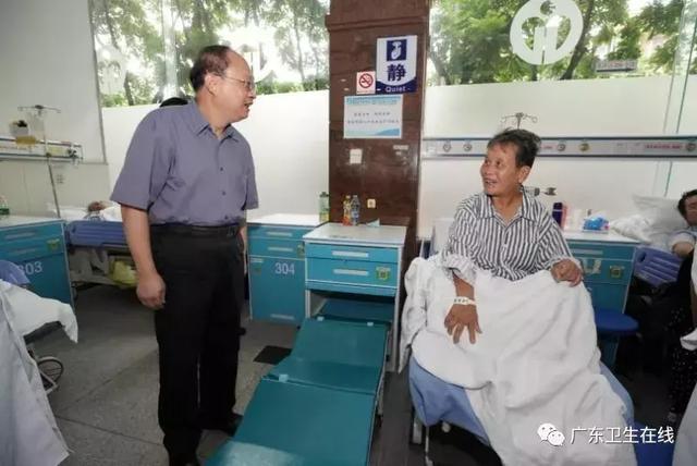 共享輪椅、陪護(hù)床上線!廣東這家醫(yī)院作出急診10大承諾